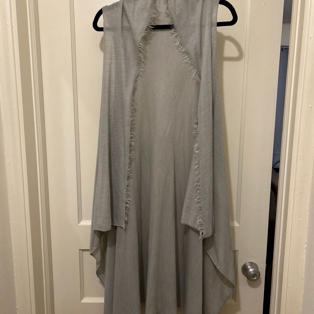 Elegant Gray Women's Cape
